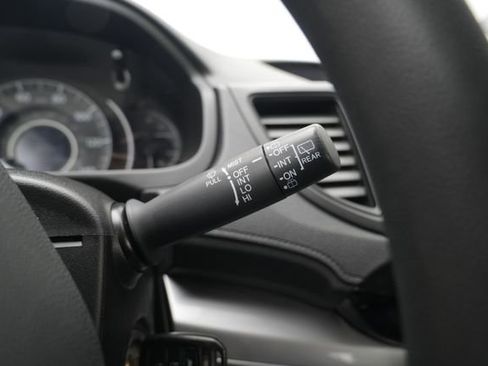 Used 2015 Honda CR-V LX image 47