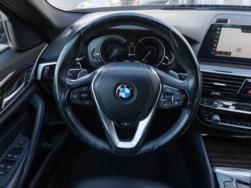 Used 2018 BMW 530e xDrive AWD/4WD image 20