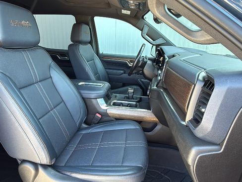 Used 2022 Chevrolet Silverado 1500 High Country w/ High Country Premium Package image 30