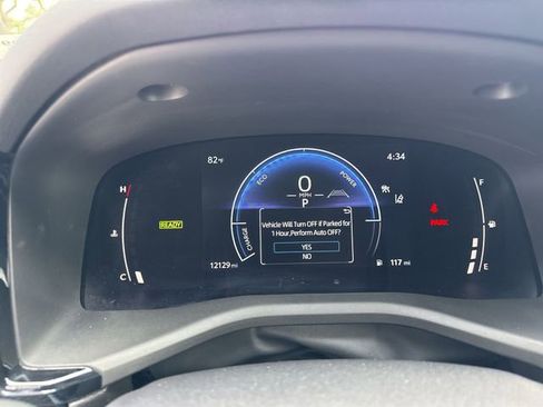 Used 2025 Toyota Camry SE image 15