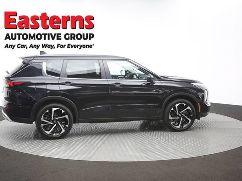 Used 2024 Mitsubishi Outlander SE AWD/4WD image 42