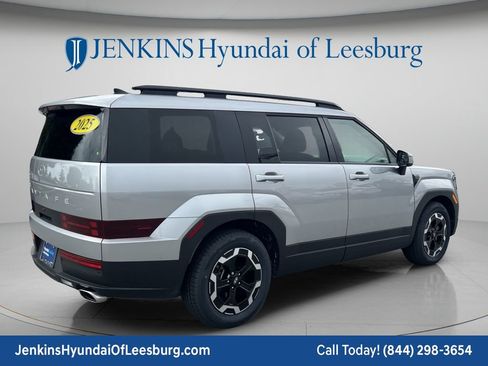 Certified 2025 Hyundai Santa Fe SEL FWD image 5