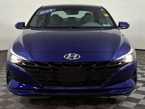 Used 2023 Hyundai Elantra SEL w/ Convenience Package FWD image 5