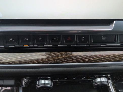 Used 2022 GMC Sierra 1500 Elevation w/ Elevation Premium Package image 35