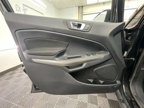 Used 2018 Ford EcoSport SE w/ SE Convenience Package AWD/4WD image 8