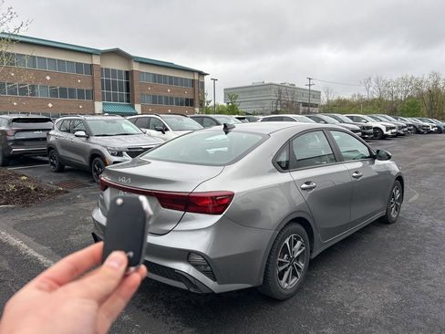 Certified 2023 Kia Forte LXS FWD image 8