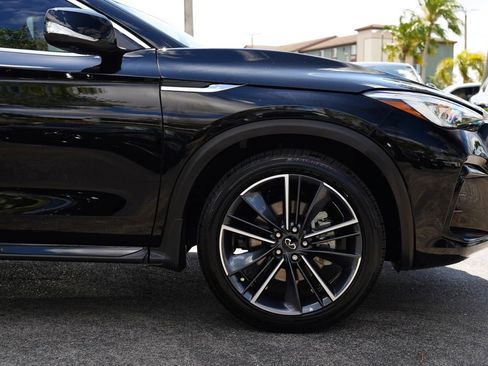Used 2025 INFINITI QX55 Essential image 8