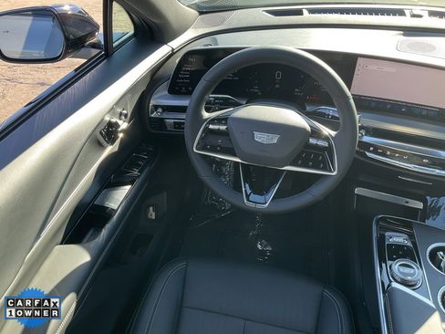 Used 2024 Cadillac Lyriq Sport image 36