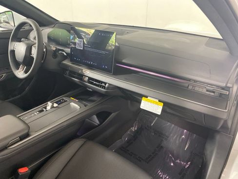 Certified 2026 Lexus ES 350e w/ Convenience Package FWD image 30