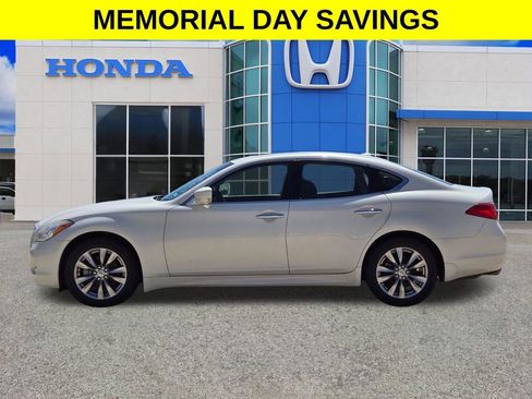 Used 2013 INFINITI M37 w/ Premium Pkg RWD image 5