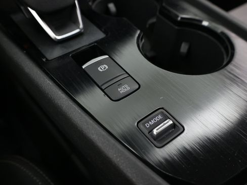 Used 2021 Nissan Rogue S FWD image 18