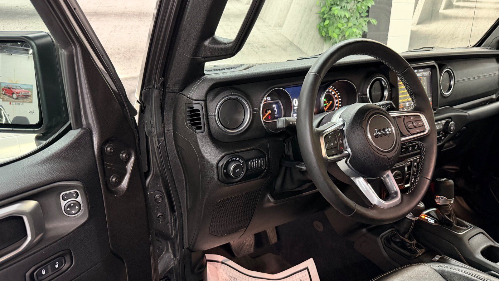 Used 2019 Jeep Wrangler Unlimited Sahara AWD/4WD image 35