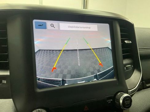 Used 2022 RAM 1500 Laramie AWD/4WD image 5
