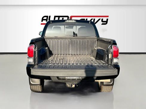 Used 2021 Toyota Tacoma Limited AWD/4WD image 26