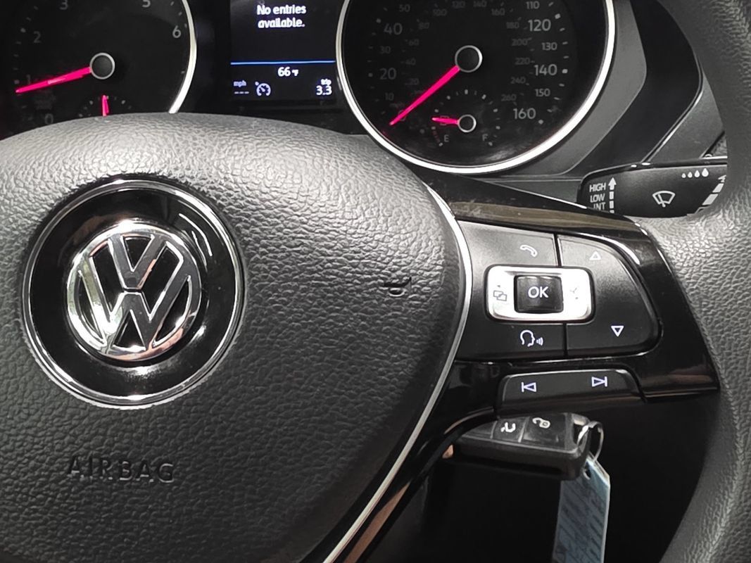Used 2018 Volkswagen Tiguan S AWD/4WD image 32