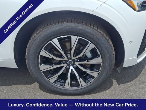 Certified 2024 Volvo XC60 B5 Plus w/ Protection Package Premier AWD/4WD image 9