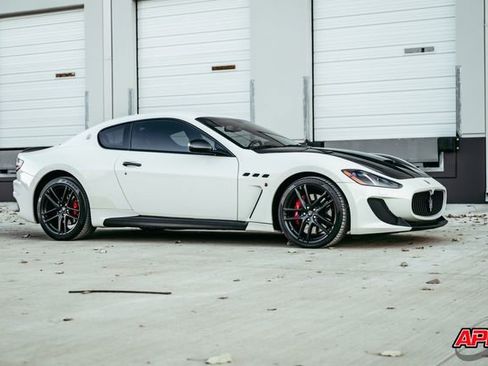 Used 2017 Maserati GranTurismo MC image 7