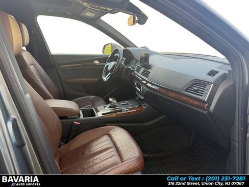 Used 2018 Audi Q5 2.0T Premium w/ Convenience Package AWD/4WD image 17