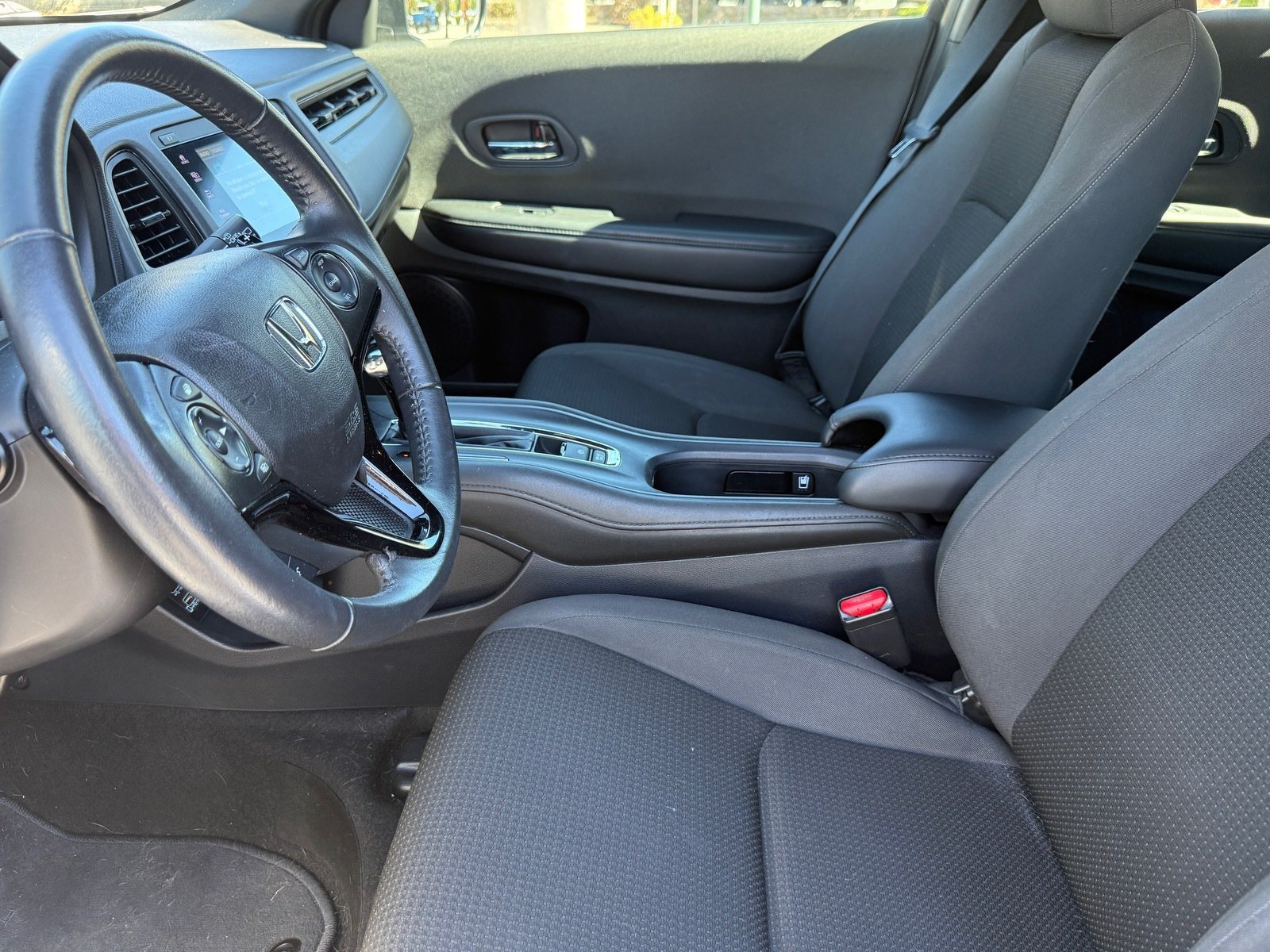 Used 2019 Honda HR-V Sport image 38