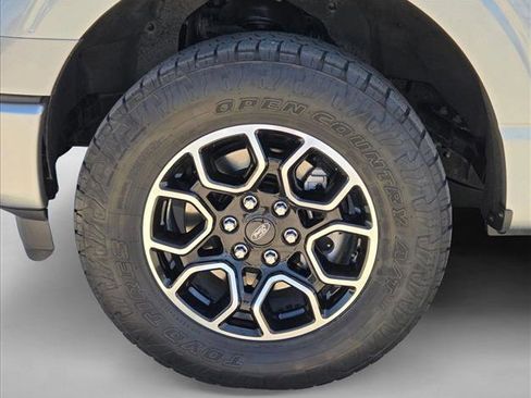 Used 2022 Ford F150 XLT w/ Equipment Group 302A High AWD/4WD image 22