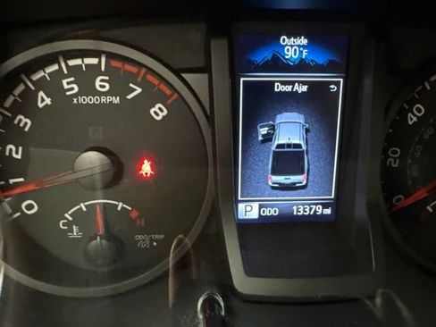 Certified 2023 Toyota Tacoma SR AWD/4WD image 20