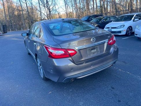 Used 2017 Nissan Altima 2.5 SV image 7