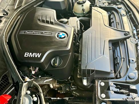 Used 2017 BMW 320i xDrive Sedan AWD/4WD image 40