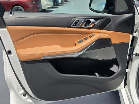 New 2026 BMW X5 sDrive40i w/ M Sport Package RWD image 14