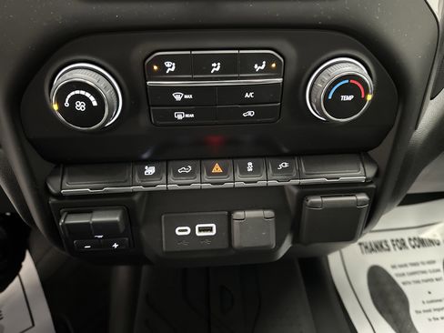 Used 2022 Chevrolet Silverado 2500 Custom w/ Gooseneck/5TH Wheel Package image 32