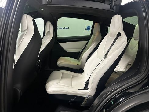 Used 2017 Tesla Model X 75D image 13