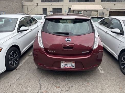 Used 2017 Nissan Leaf S image 5
