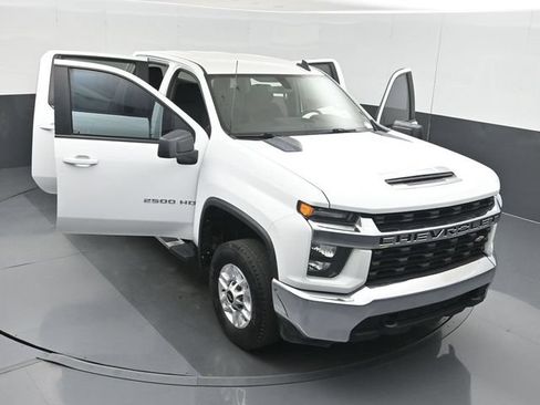 Used 2022 Chevrolet Silverado 2500 LT AWD/4WD image 50