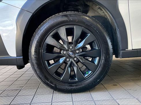 Used 2024 Subaru Outback Onyx Edition AWD/4WD image 32