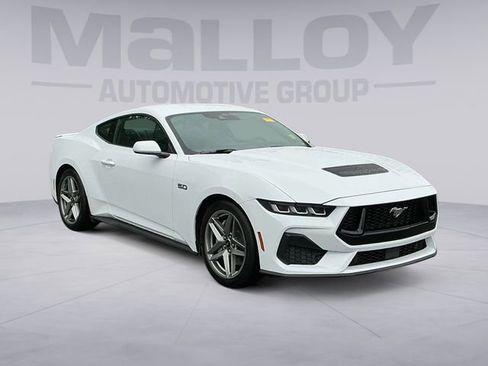 Used 2024 Ford Mustang GT Premium RWD image 7