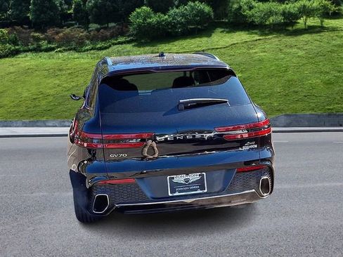 Used 2025 Genesis GV70 2.5T Advanced w/ Advanced Package image 7