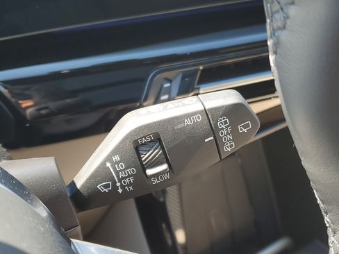 Certified 2023 BMW X1 xDrive28i w/ Convenience Package image 16