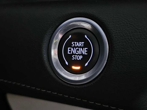 Used 2023 Cadillac Escalade Premium Luxury w/ Performance Package AWD/4WD image 38
