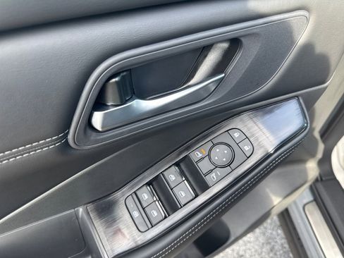 New 2026 Nissan Rogue Dark Armor image 13