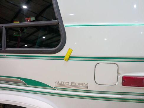 Used 1993 GMC G2500 Vandura RWD image 35