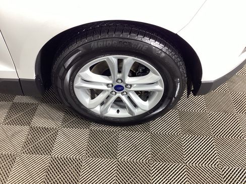Used 2020 Ford Edge SEL w/ Cold Weather Package AWD/4WD image 7