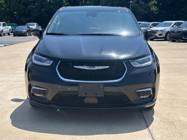 Used 2023 Chrysler Pacifica Touring-L FWD image 5