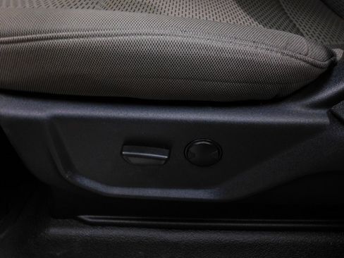 Used 2022 Ford F250 XLT w/ XLT Value Package image 34