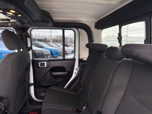 Used 2020 Jeep Gladiator Sport w/ Quick Order Package 24S image 32