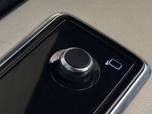 Used 2018 Land Rover Range Rover Supercharged image 47