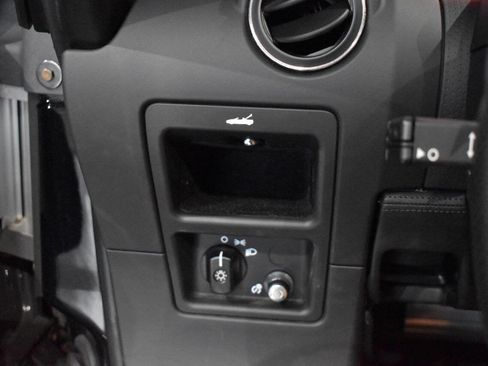 Used 2011 Tesla Roadster Sport image 50