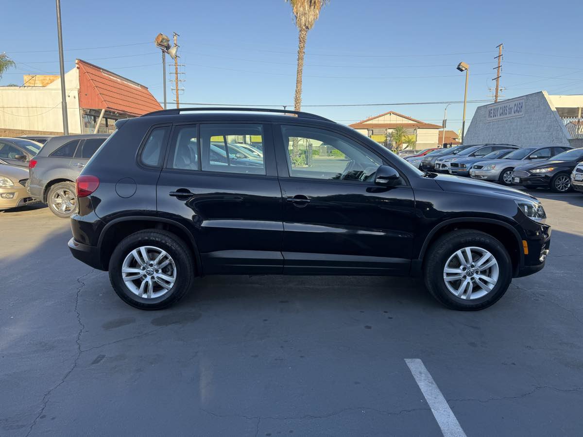 Used 2016 Volkswagen Tiguan S FWD image 5