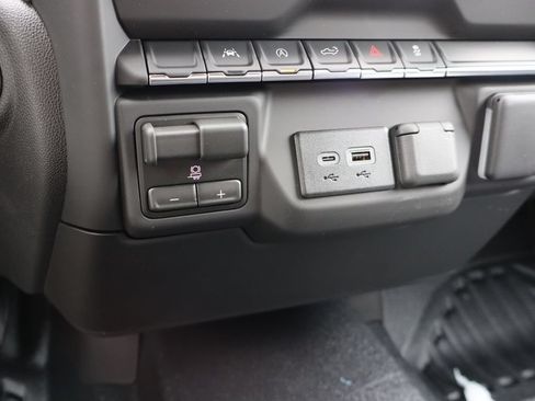 New 2026 Chevrolet Silverado 1500 W/T w/ WT Value Package AWD/4WD image 13