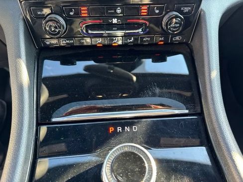 Used 2023 Jeep Grand Cherokee Altitude AWD/4WD image 32