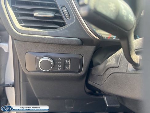Used 2020 Ford Escape SE AWD/4WD image 28