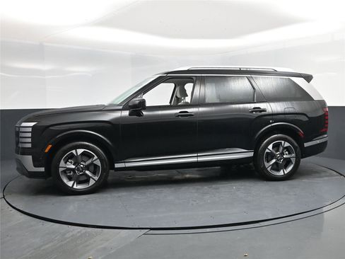 New 2026 Hyundai Palisade Limited image 3